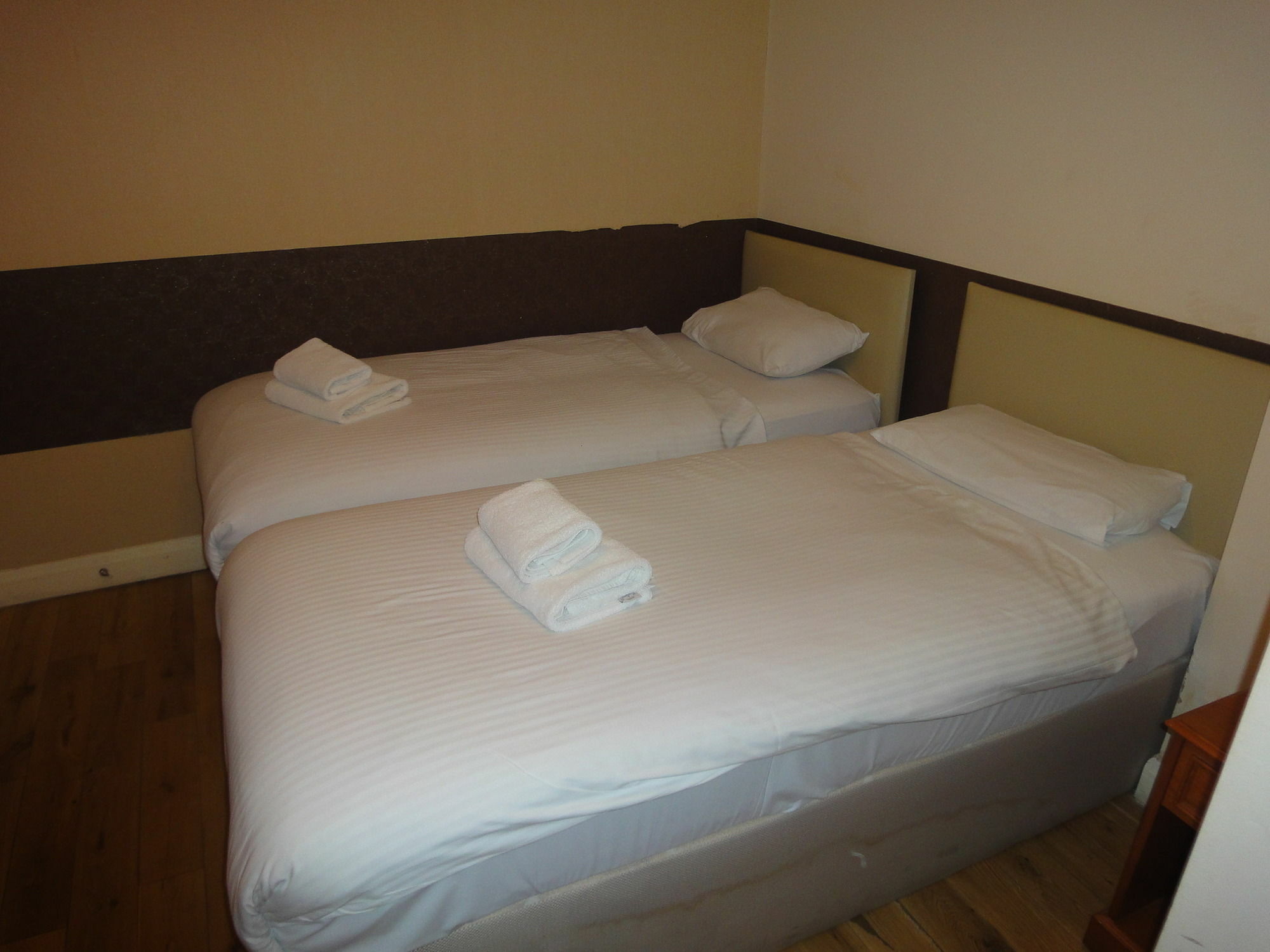 Apart-hotel Dylan Kensington 3*