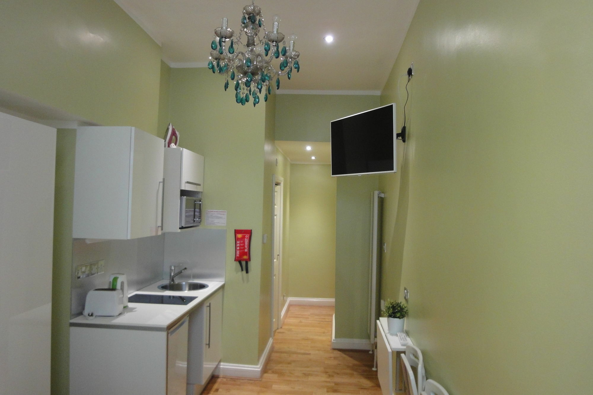 Apart-hotel Dylan Kensington 3*