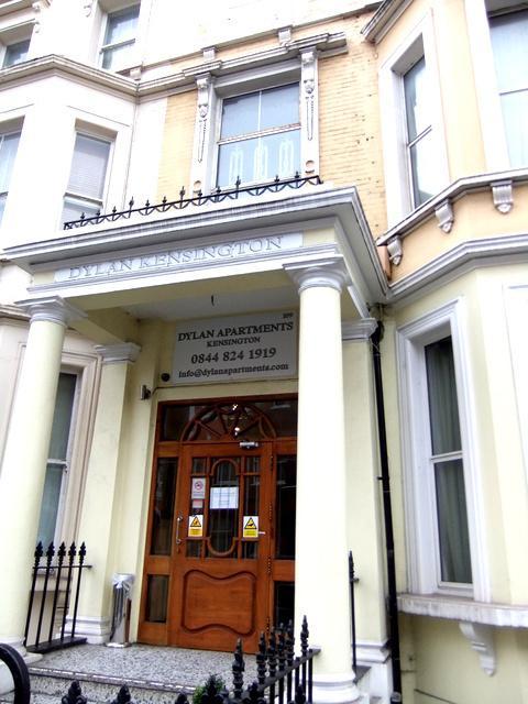 Aparthotel Dylan Kensington 3*